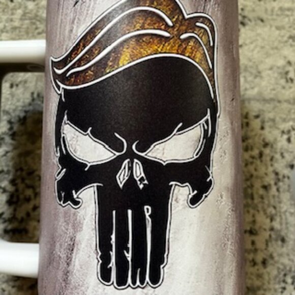 🧡3/15 Never been used Trump 47 MAGA Tumbler 38 oz - Picture 11 of 11